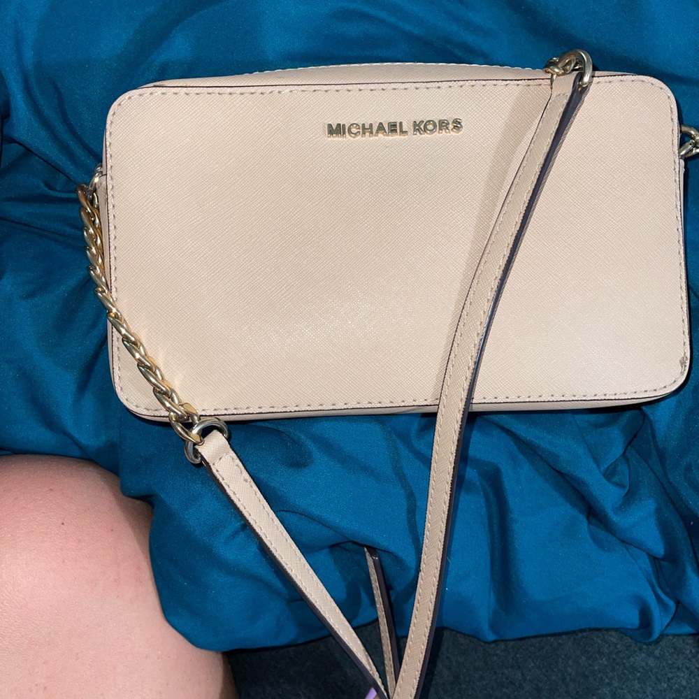 Michael Kors purse